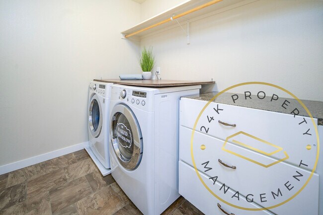 Building Photo - 12138 W Havencrest Dr