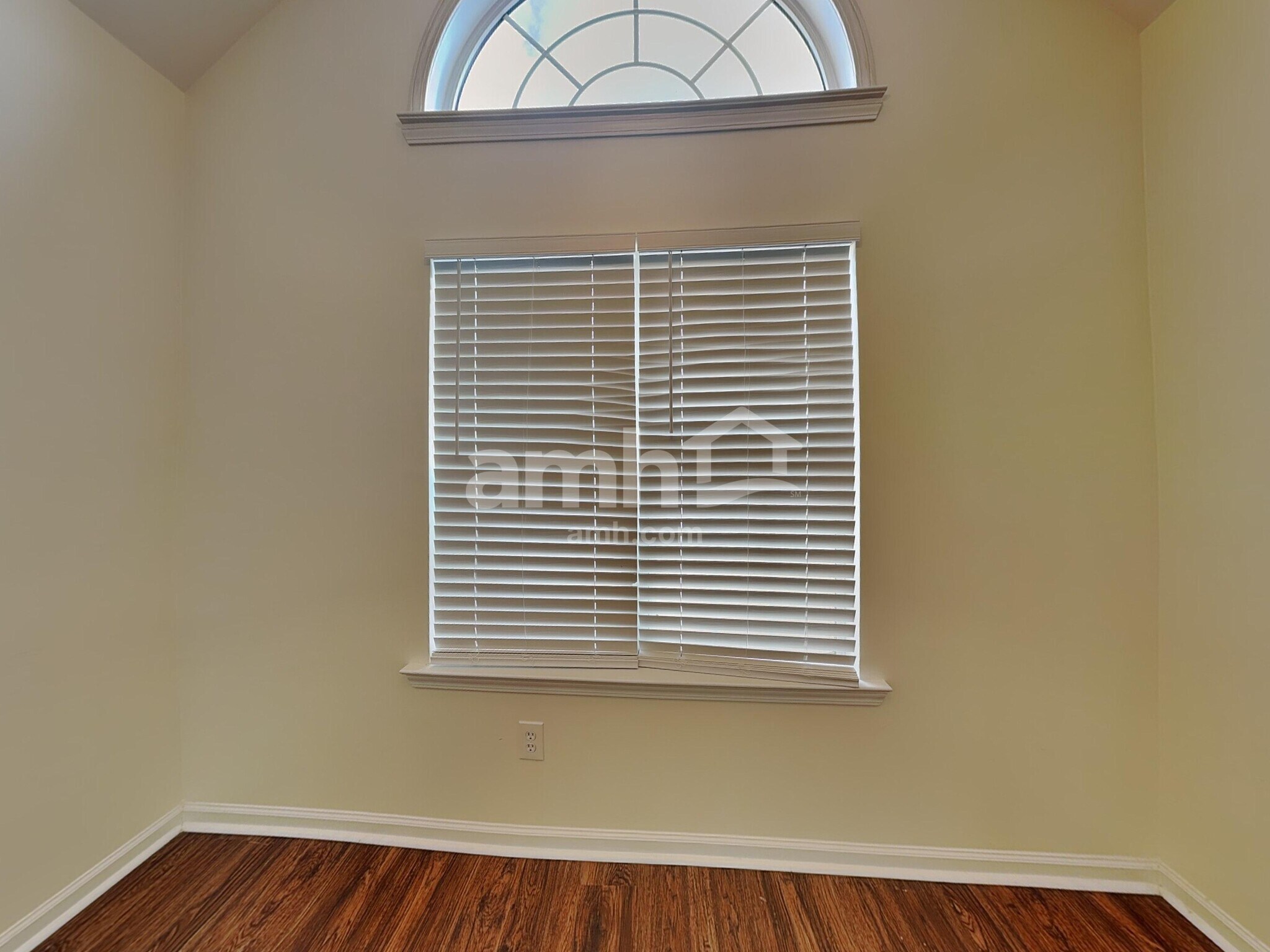 Building Photo - 3394 English Oaks Dr NW