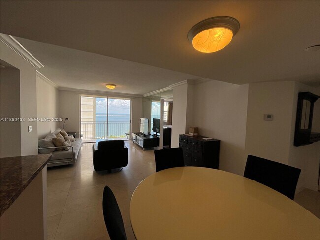 Building Photo - 770 Claughton Island Dr