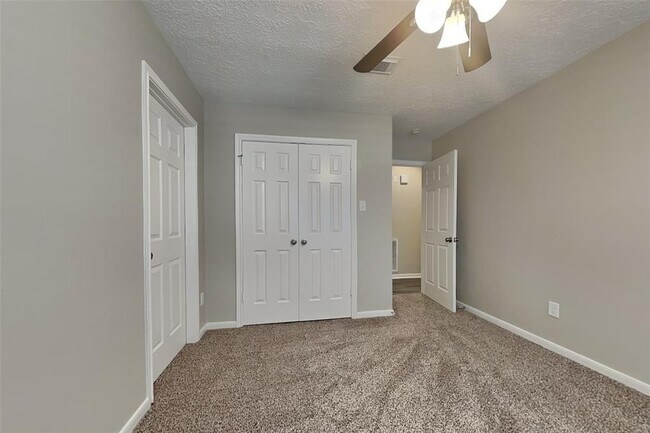 Building Photo - 11606 Easterling Dr