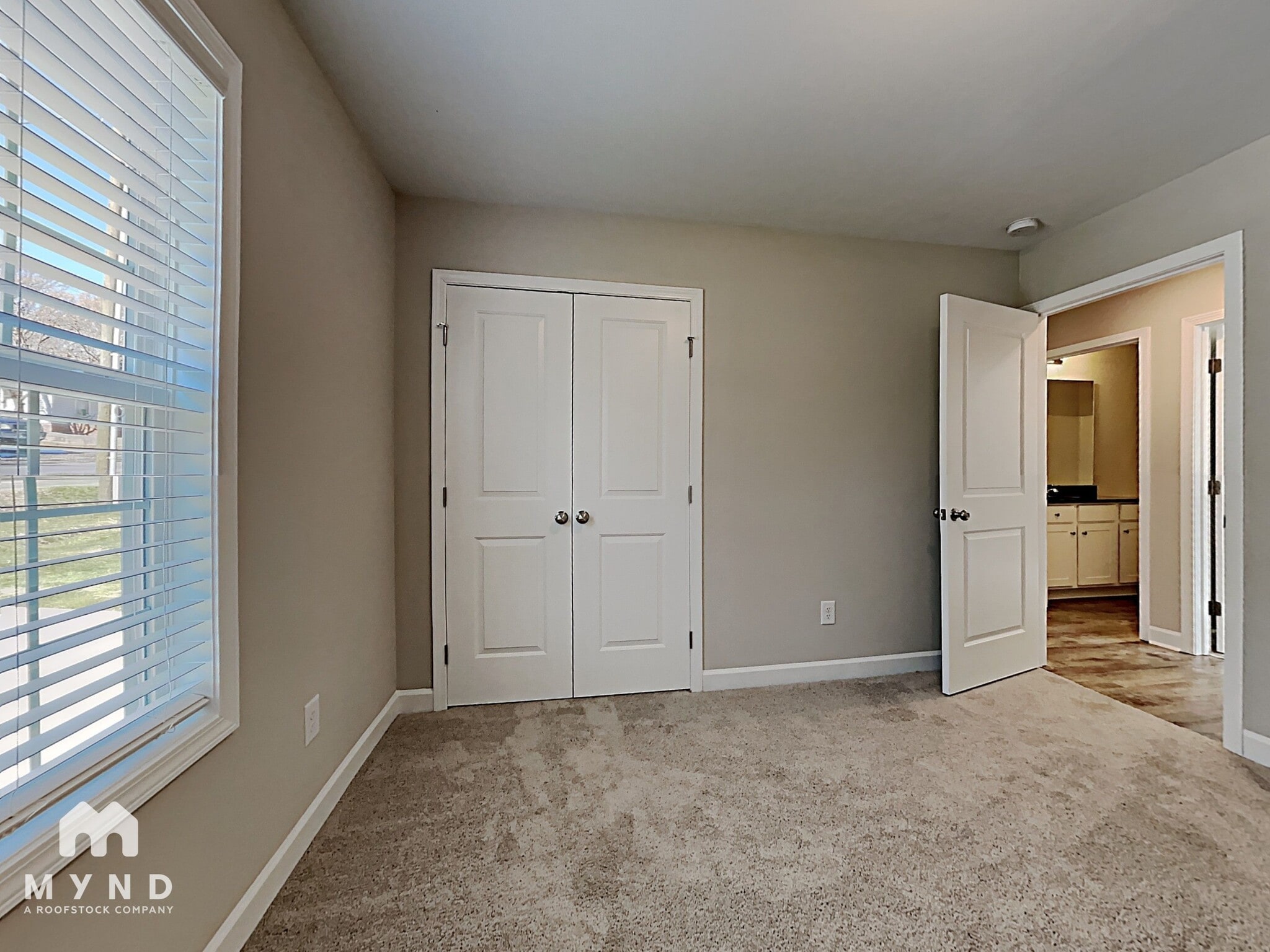 Building Photo - 1411 Oakshade Ave