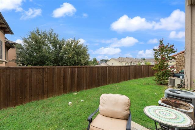 Building Photo - 2502 Tierra Dr