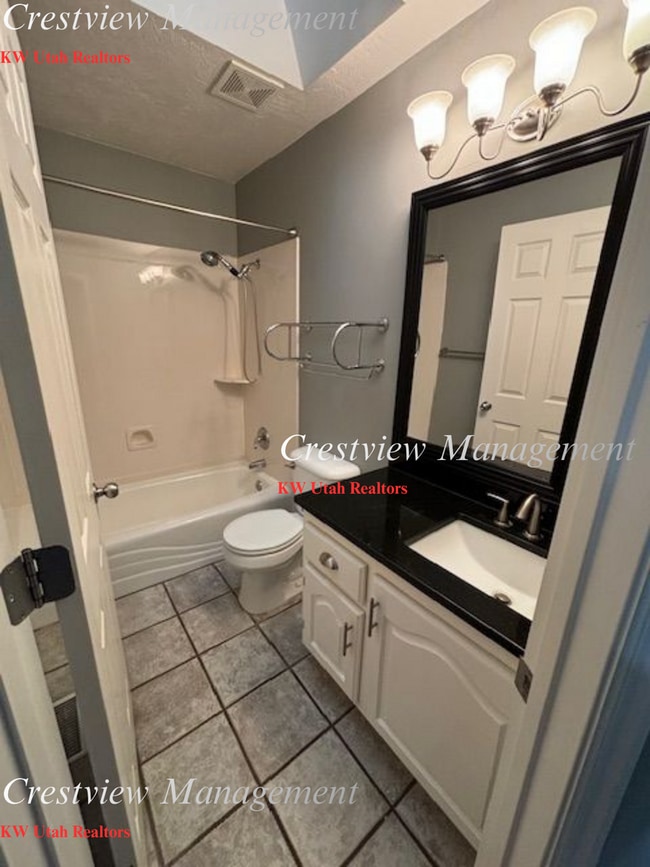Building Photo - 2BR Apartment Close to Daybreak Marina and Trails