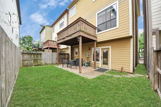 Building Photo - 5341 Nolda St