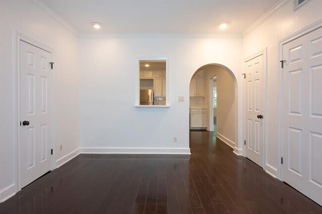 Building Photo - 1804 Polo Rd