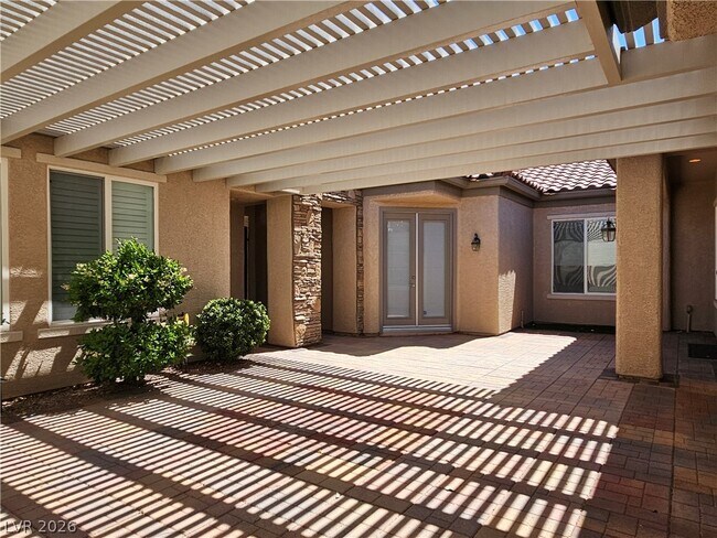 Building Photo - 2139 Twin Falls Dr