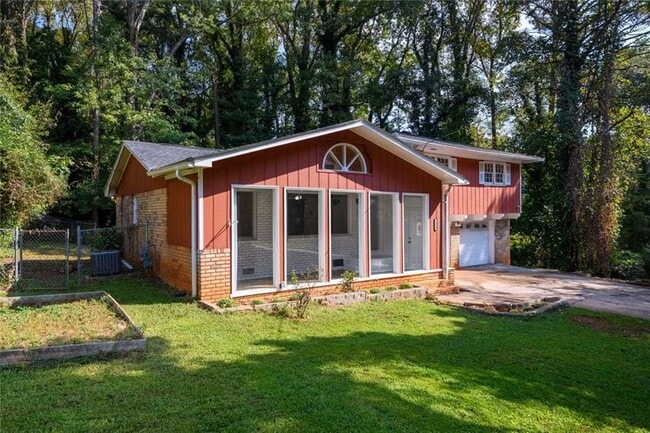 Primary Photo - 5158 Rock Eagle Dr