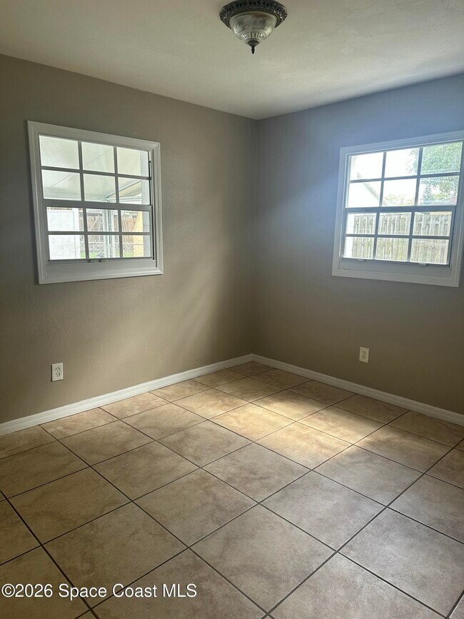 Building Photo - 205 Crown Blvd