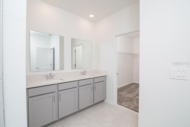 Building Photo - 6008 Blissful St