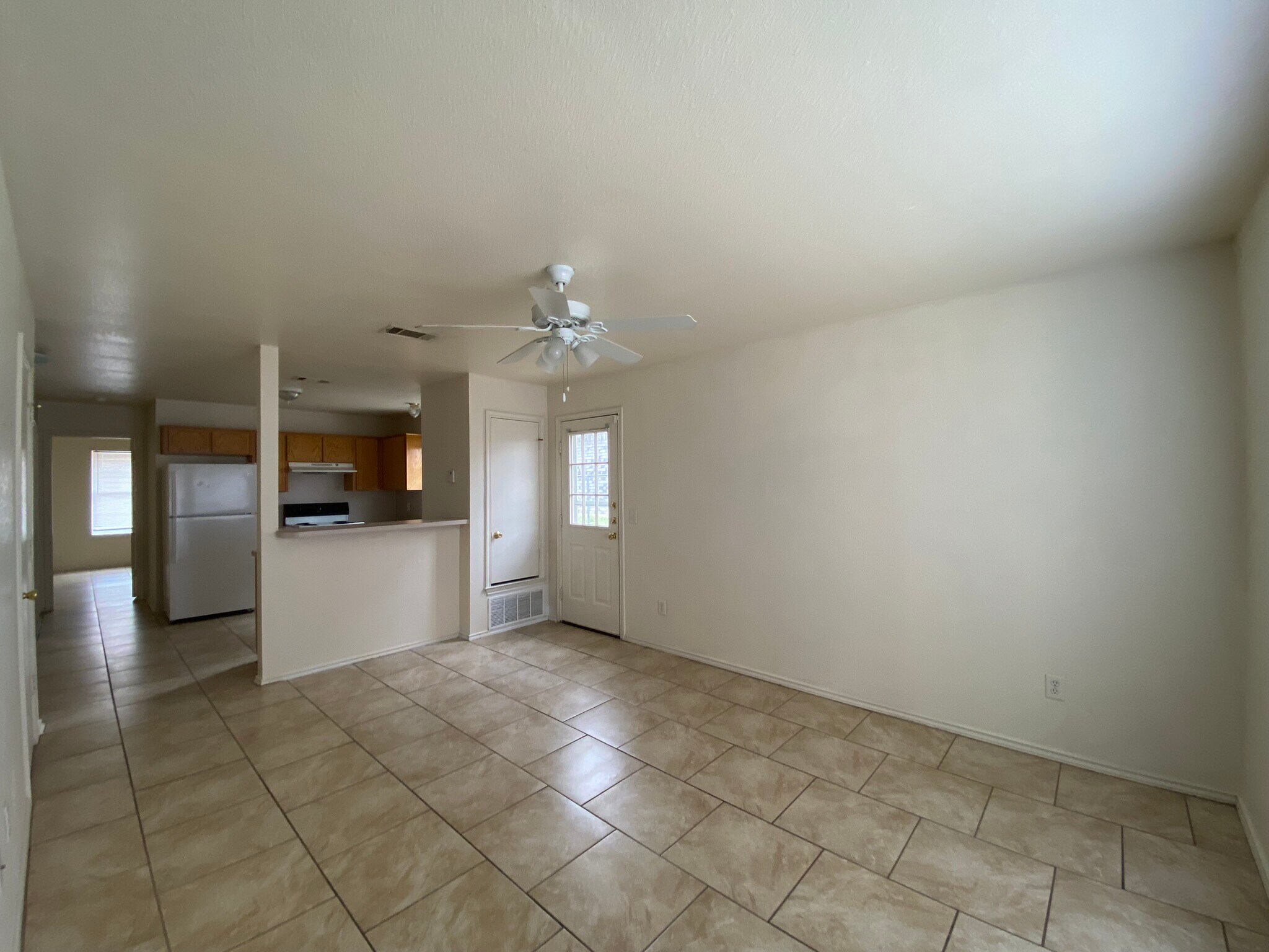 Building Photo - 4302 Sylvia Dr