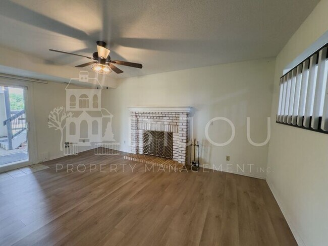 Building Photo - 4030 Meadowdale Pl