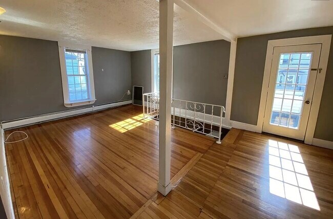 Building Photo - 99 Jaques St