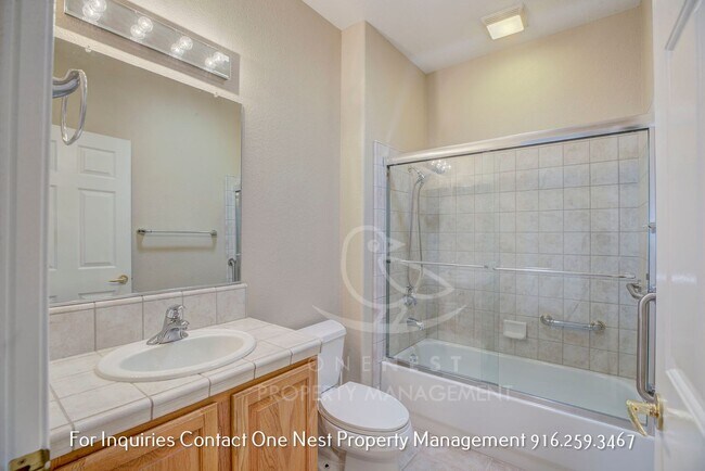 Building Photo - 2 bedroom, 2 bathroom + Casita in Sun City Lincoln Hills