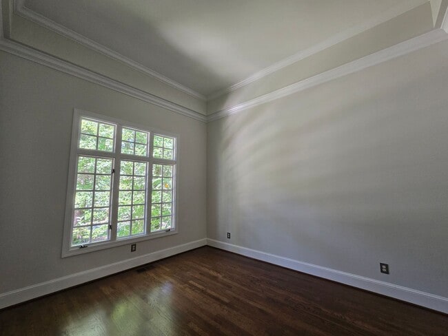 Building Photo - 102 Eyemouth Ct