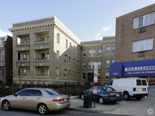 Building Photo - Park Road Courts