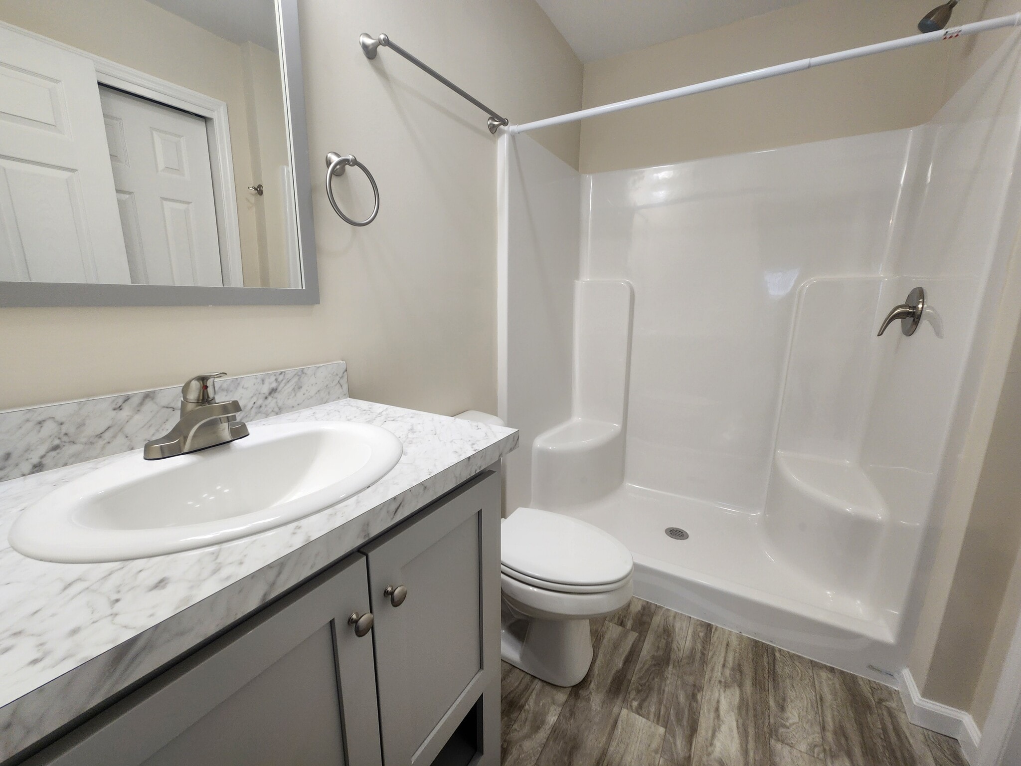 Building Photo - 60 Nicholas Ln