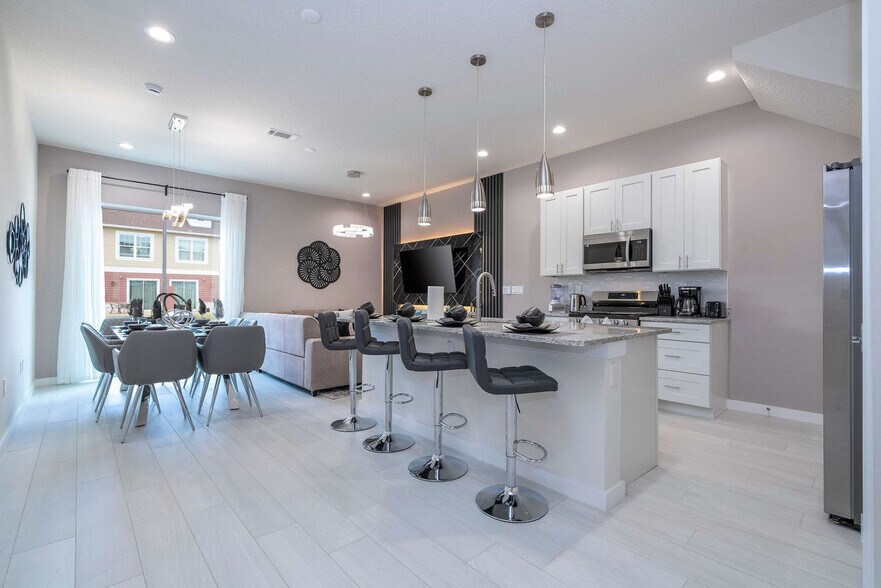 Building Photo - 7514 Sunflower Cir