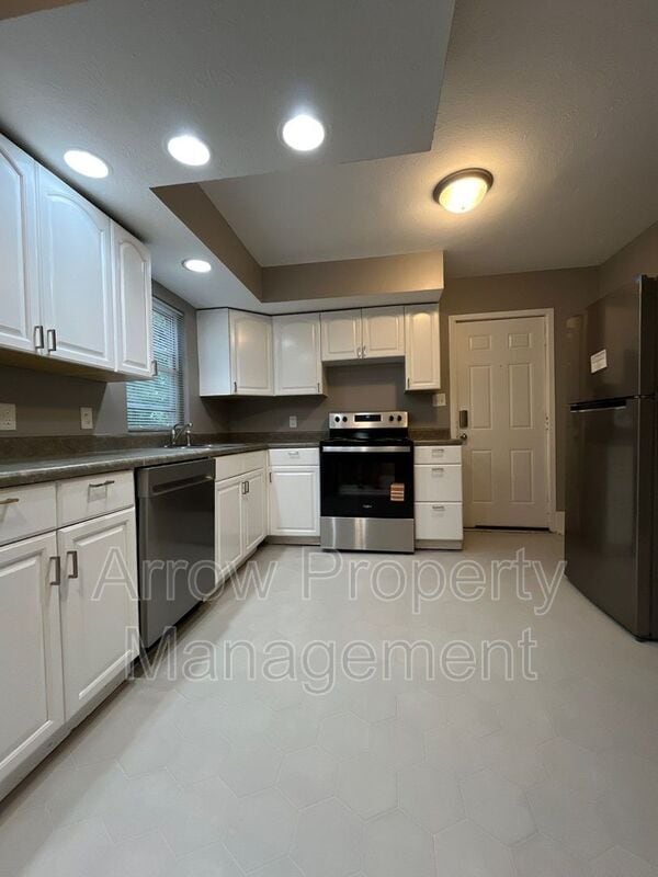 Building Photo - 445 N 25th St