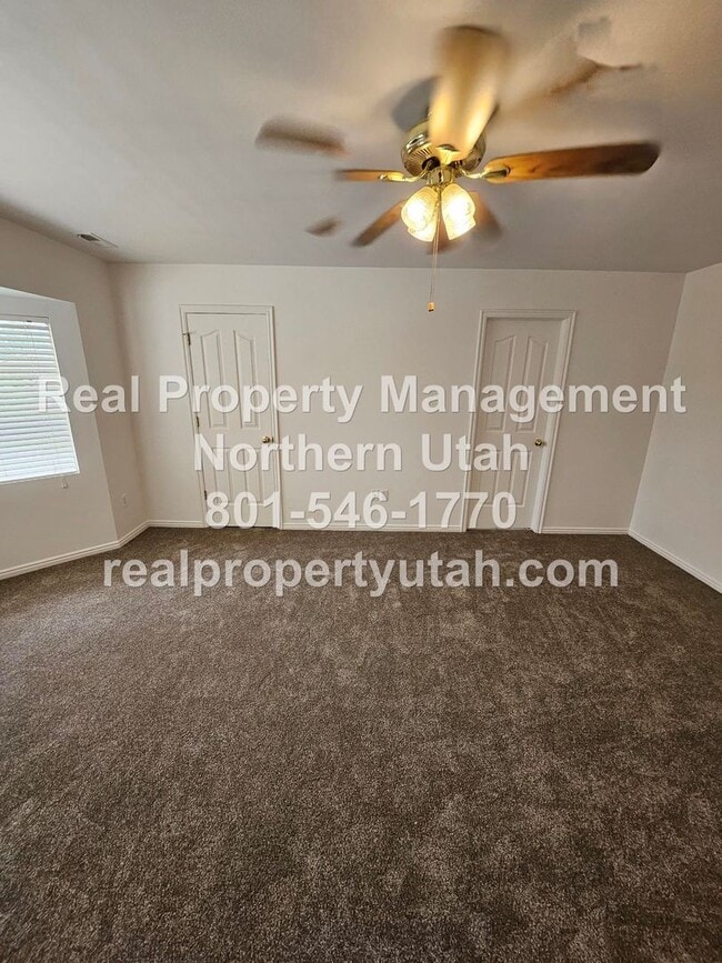 Building Photo - 3 Bedroom Home in Clearfield Available