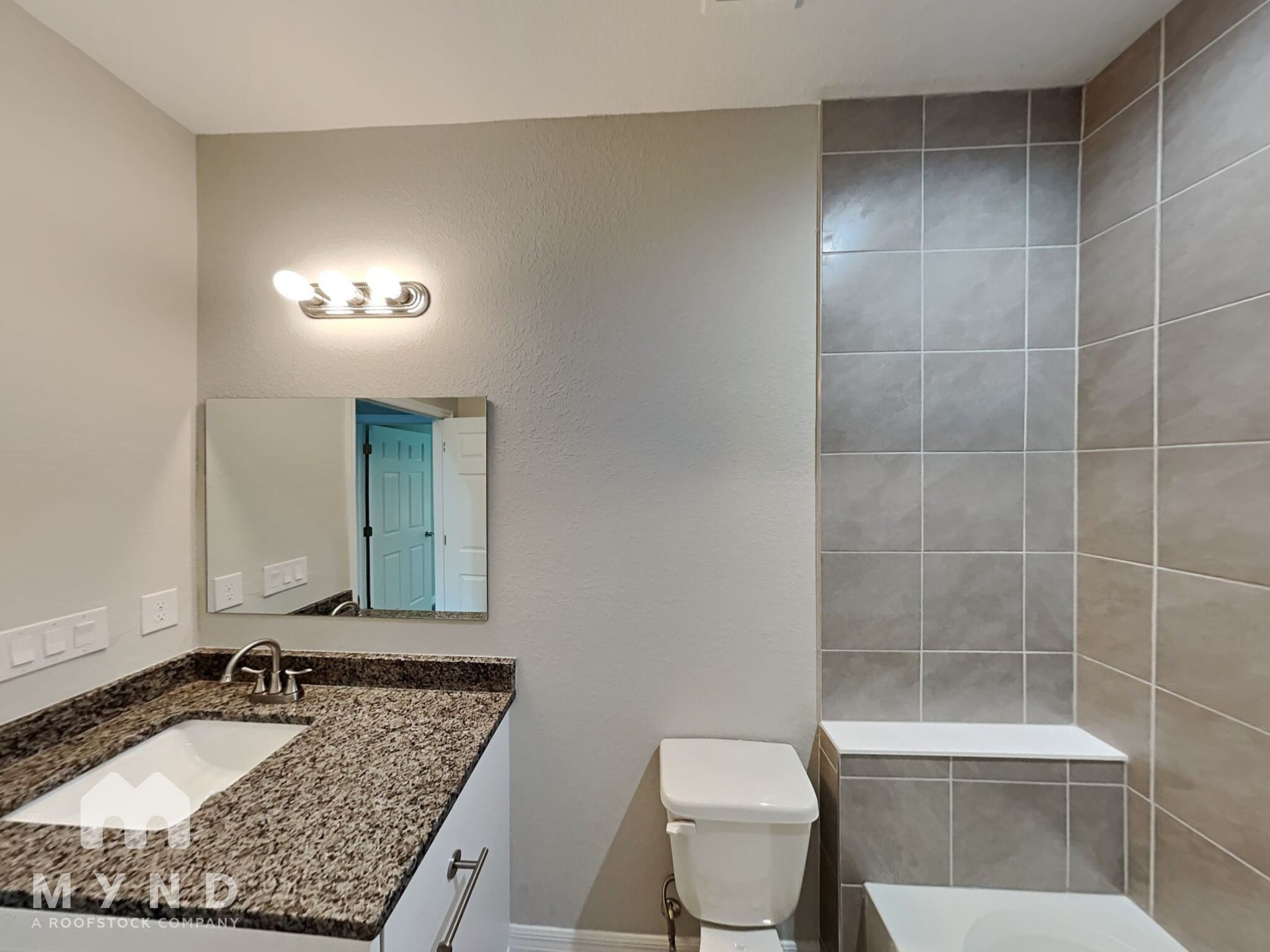 Building Photo - 7423 W Cameo Cir