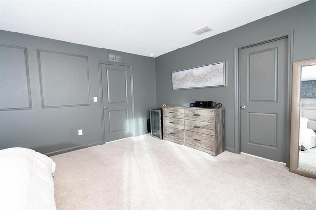 Building Photo - 35576 Eastbrook Ave