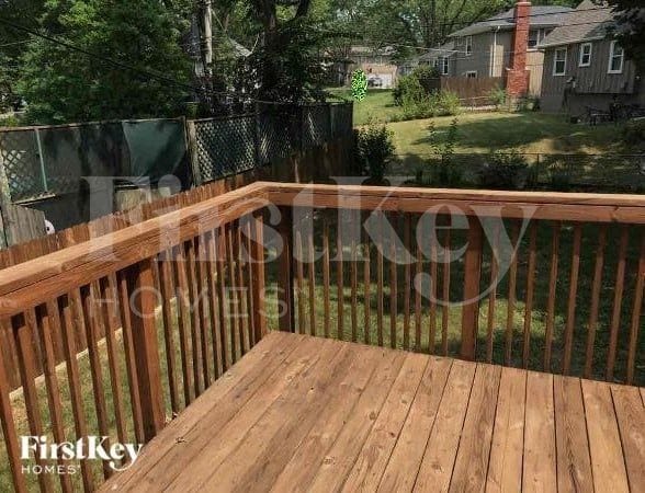 Building Photo - 9951 Parkhill St