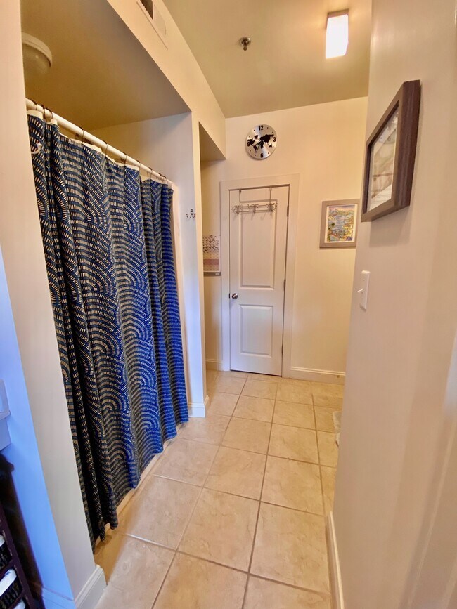 Bathroom 2 - 1333 W Broad St