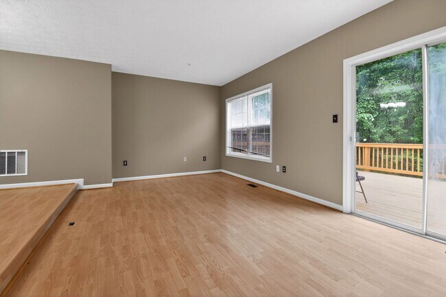 Building Photo - 5539 E Boniwood Turn