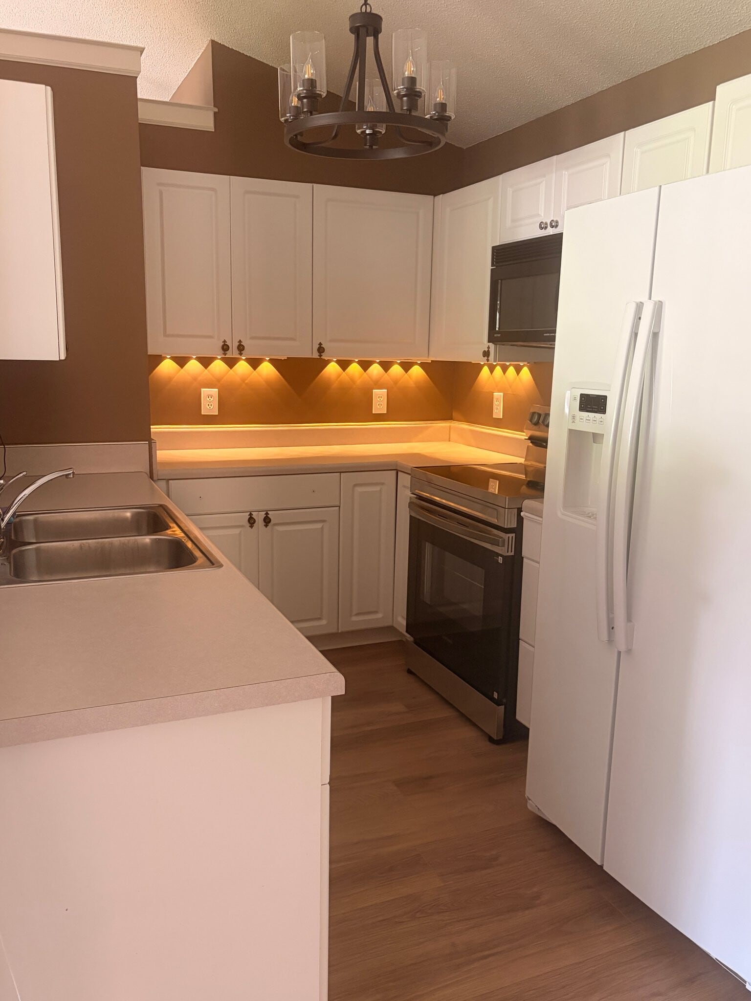 Building Photo - 631 Mill Pond Ct