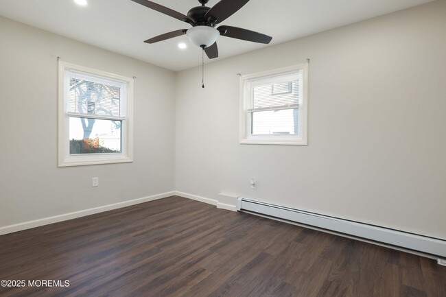 Building Photo - 603 2nd Ave