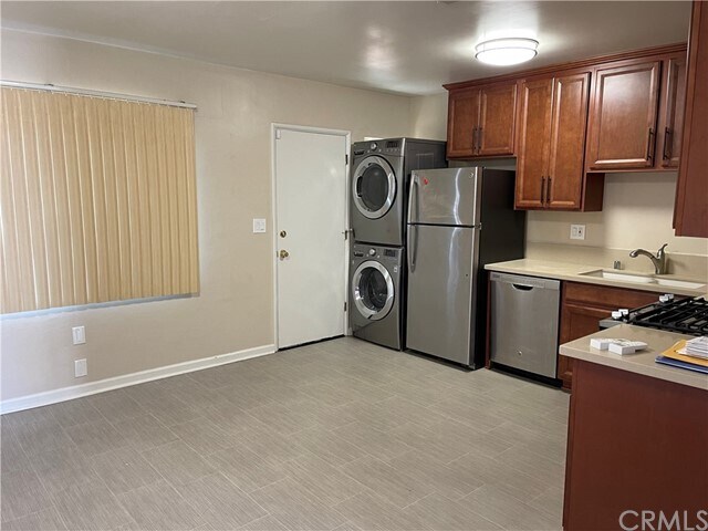 Building Photo - 11330 San Juan St