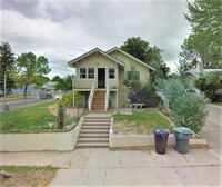 Building Photo - 1305 S Oak St