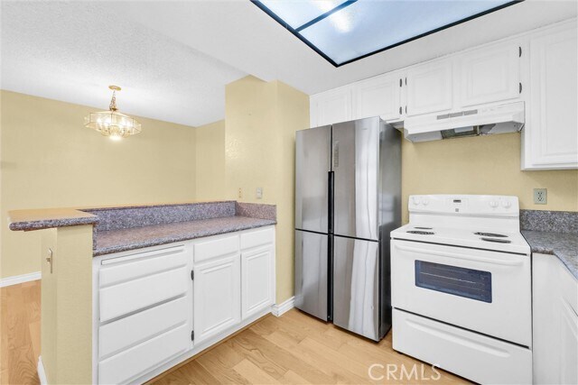 Building Photo - 771 Racquet Club Dr