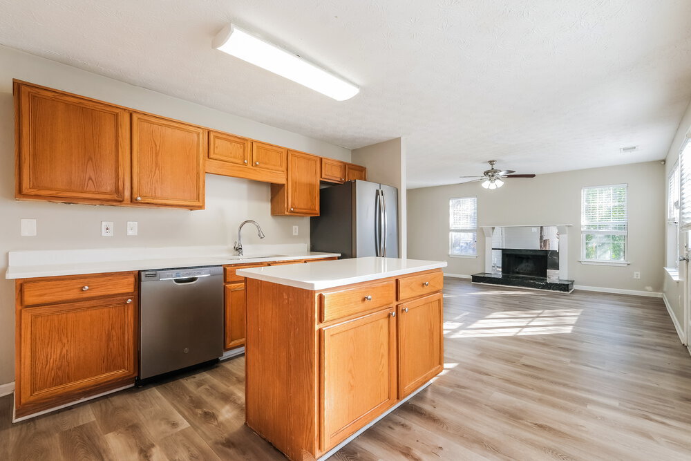 Building Photo - 100 Old Surrey Ct