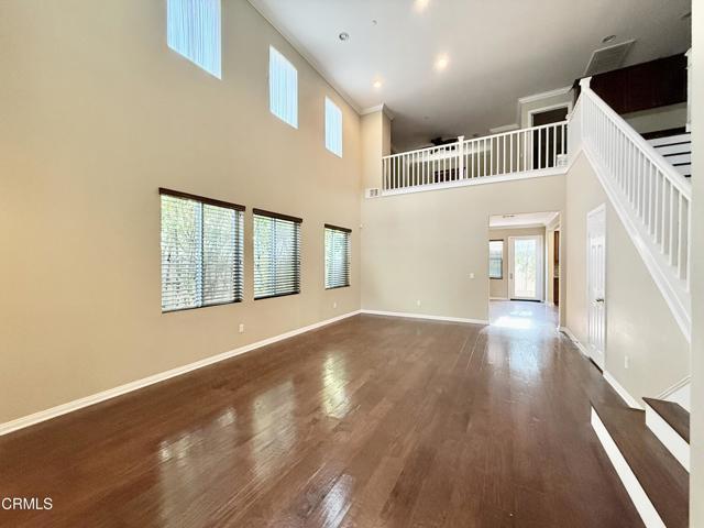 Building Photo - 187 Seabluff Dr
