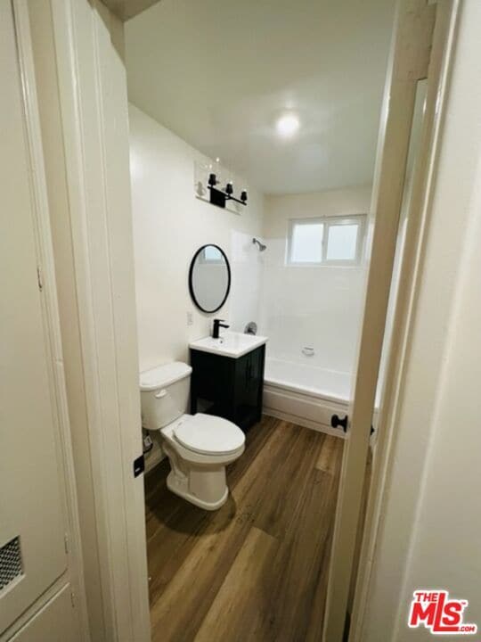 Building Photo - 4327 Lankershim Blvd