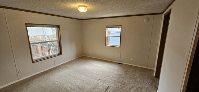 Building Photo - 233 N Ashley Ave