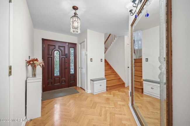 Building Photo - 10 Kinglet Ave