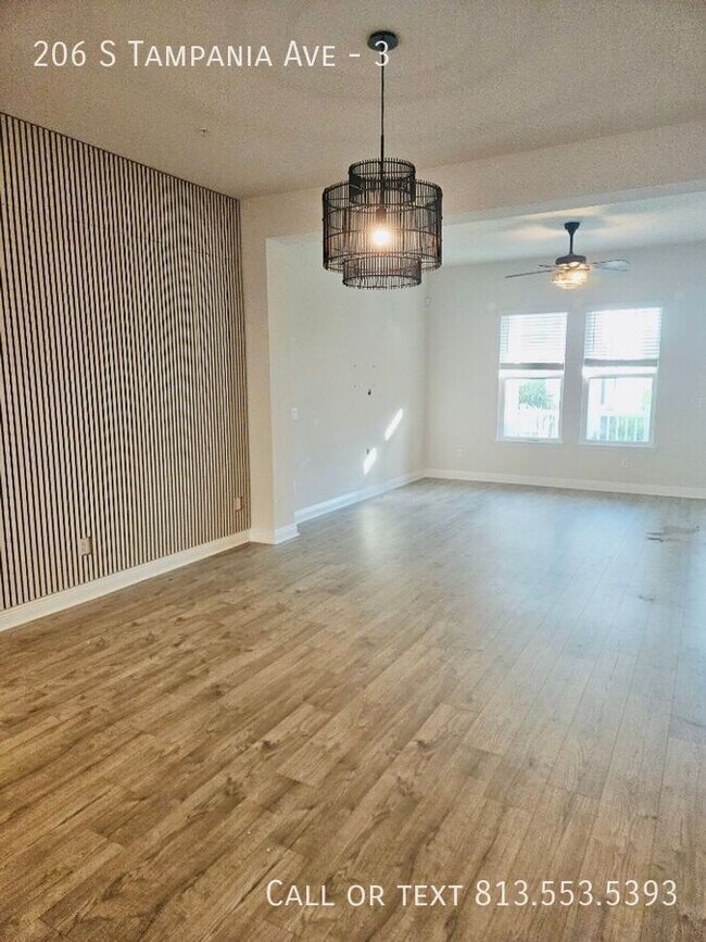 Building Photo - 206 S Tampania Ave