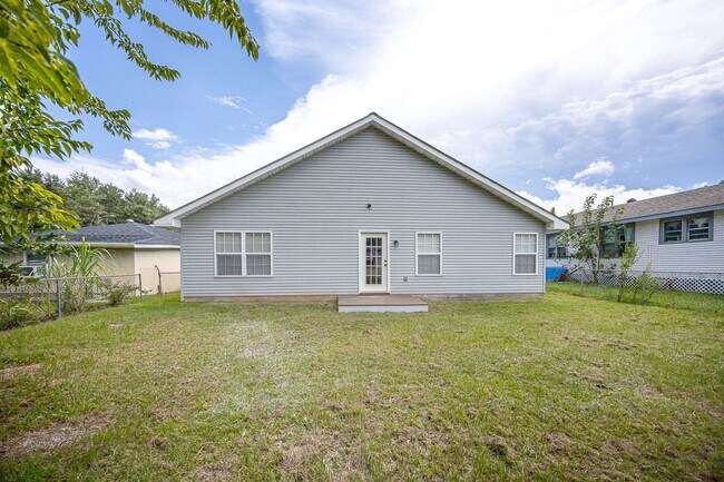 Building Photo - Completed Updated Home for Rent