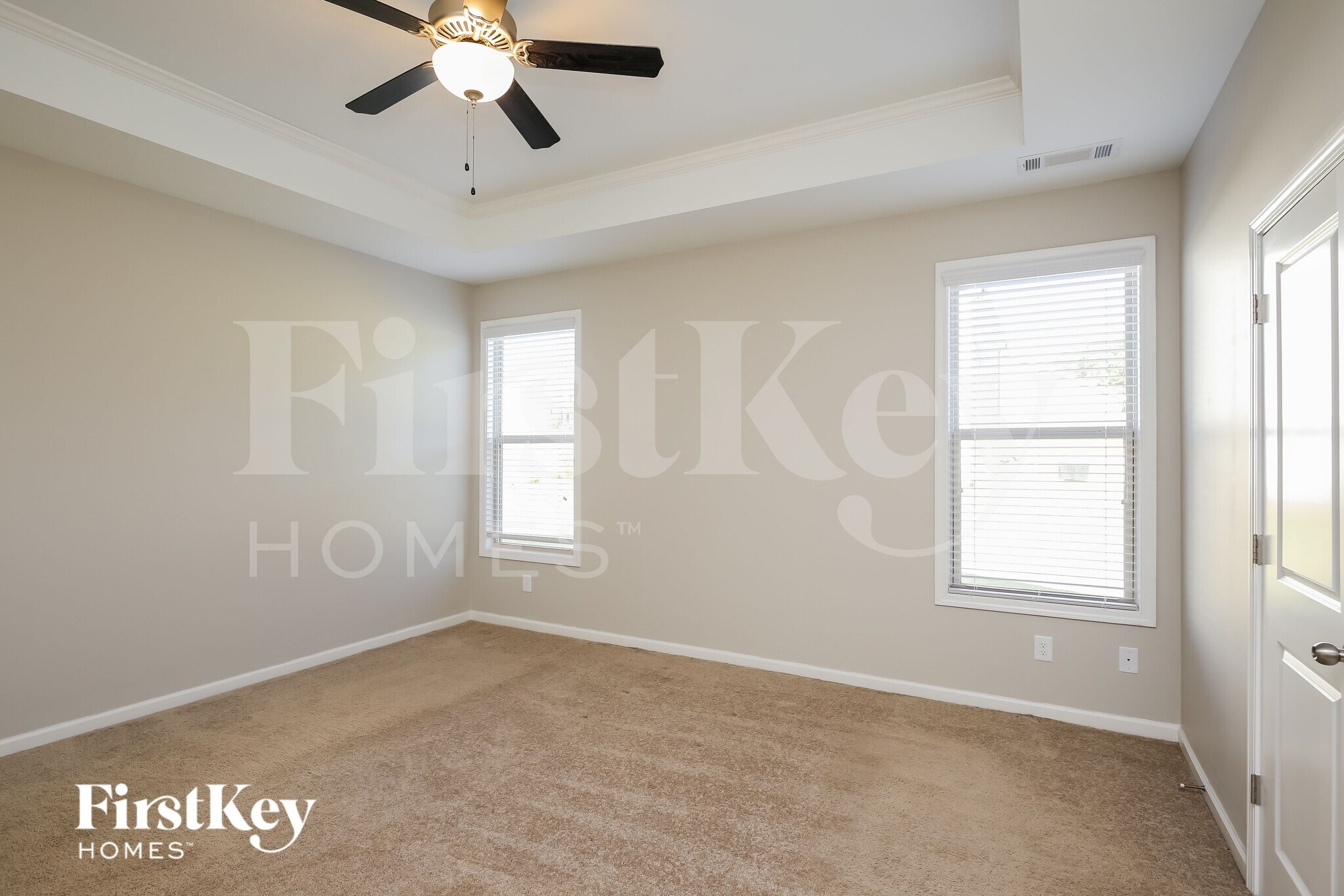 Building Photo - 122 Candler Park Dr