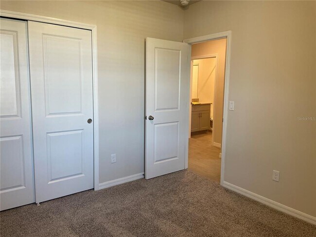 Building Photo - 3289 Fresno Pl