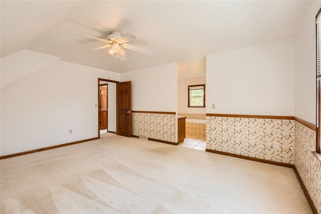 Building Photo - 5218 Mcmurry Ave