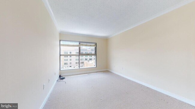 Building Photo - 777 7th St NW