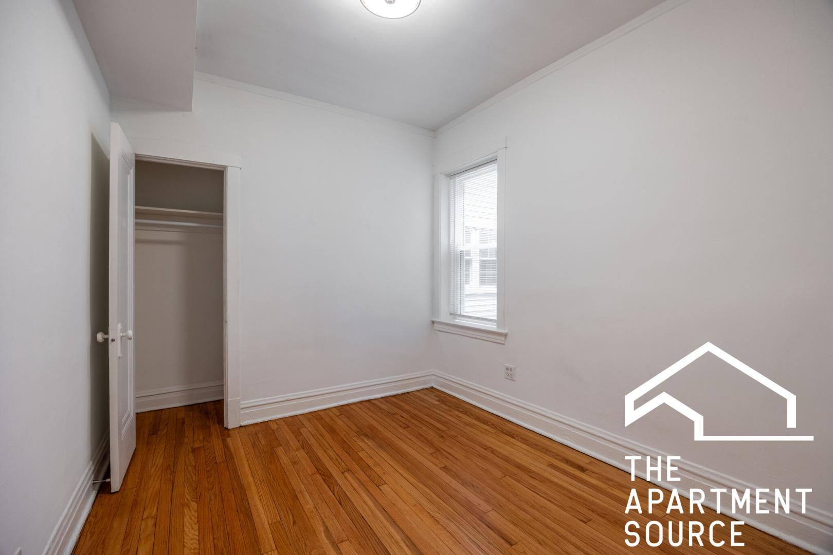 Building Photo - 4652 W Palmer St