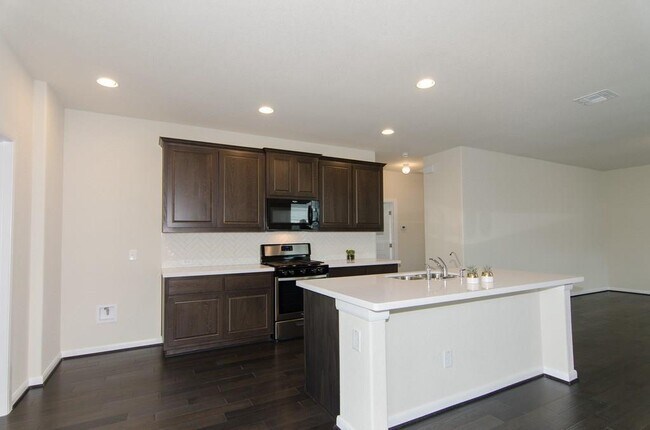 Building Photo - 6056 Urbano Bnd