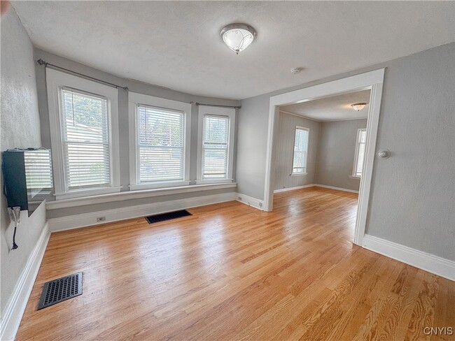 Building Photo - 77 Standart Ave