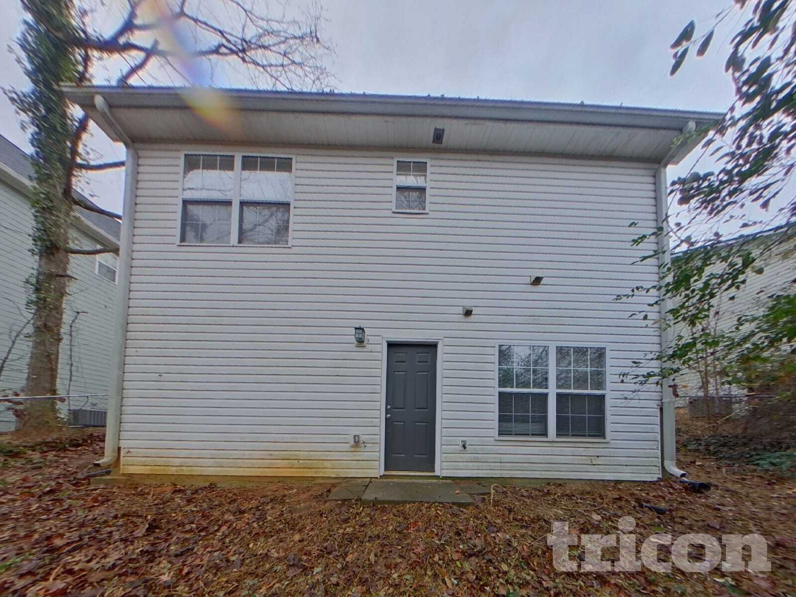 Building Photo - 6450 Bonanza Trail