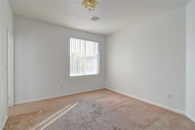 Building Photo - 6180 Bridgeport Hills Ave