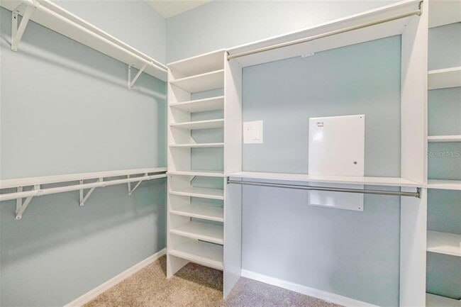 Building Photo - 405 Fern Gulley Dr